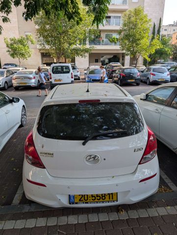 יונדאי i20