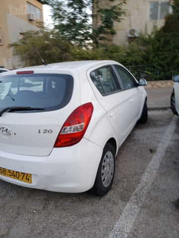 מודעת רכב יונדאי i20