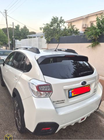מודעת רכב סובארו XV