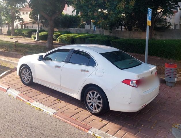 מודעת רכב הונדה אקורד