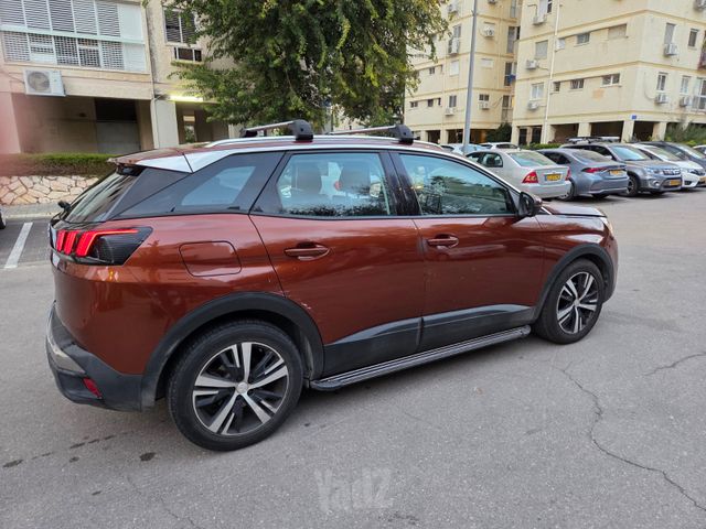 פיג'ו 3008