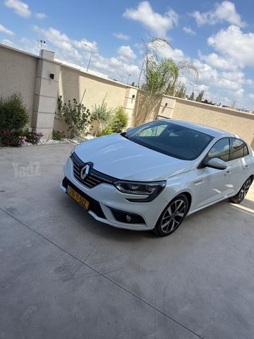 רנו מגאן