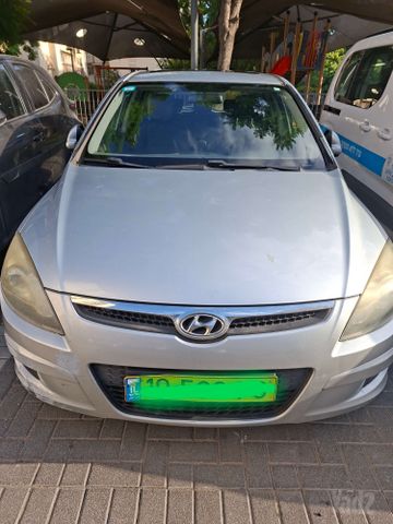 יונדאי i30