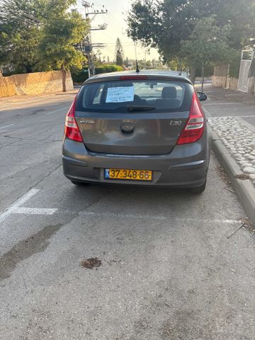 יונדאי i30