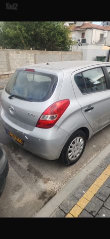 יונדאי i20