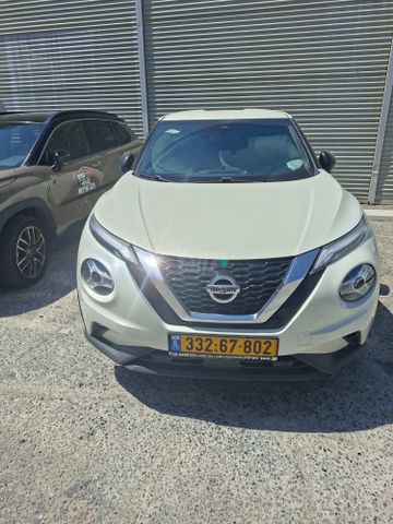 ניסאן ג'וק