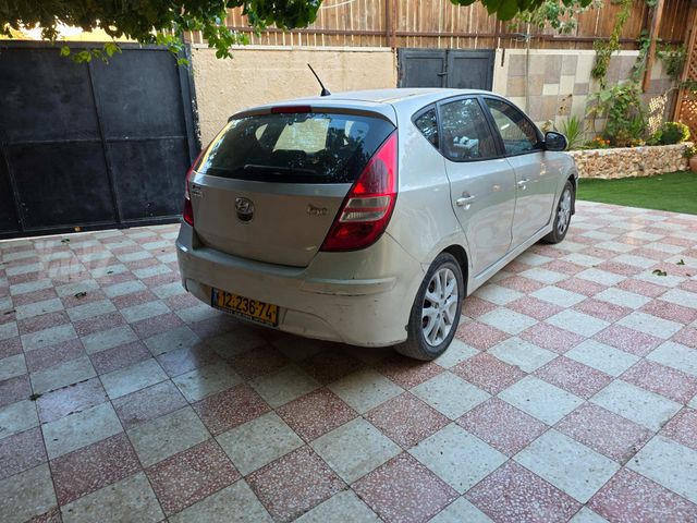 מודעת רכב יונדאי i30