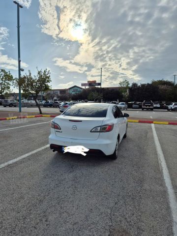 מאזדה 3