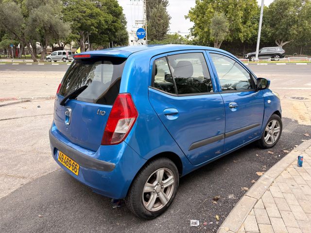 יונדאי i10