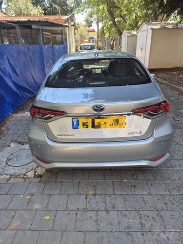 טויוטה קורולה