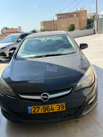 אופל אסטרה