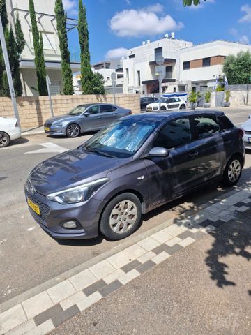יונדאי i20