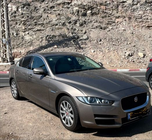 יגואר XE