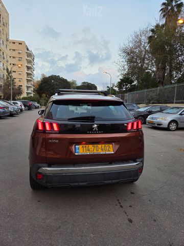 פיג'ו 3008