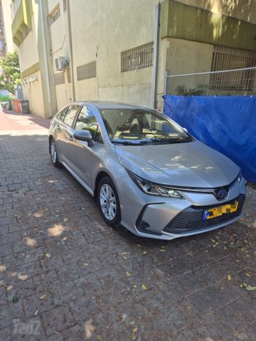 מודעת רכב טויוטה קורולה