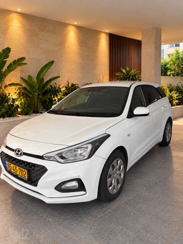 יונדאי i20