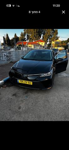טויוטה קורולה