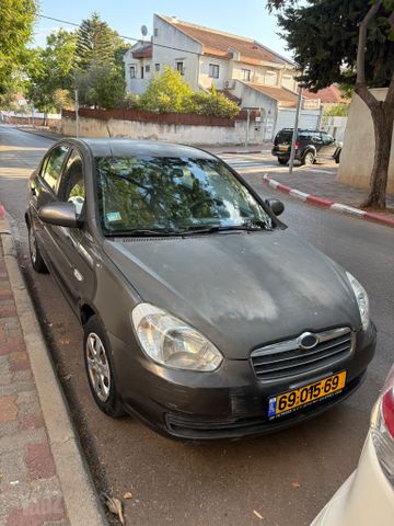 יונדאי אקסנט i25