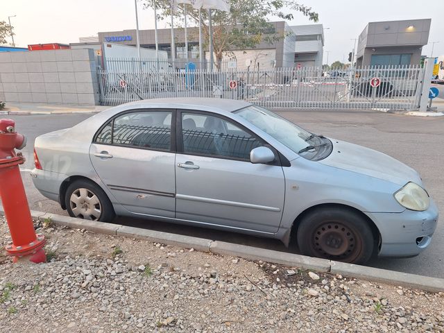 טויוטה קורולה