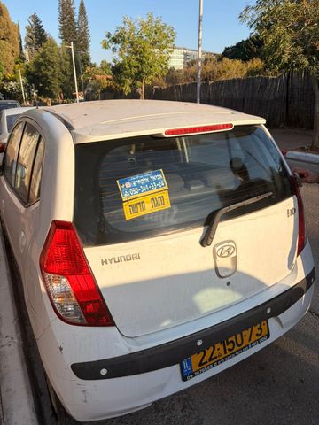 יונדאי i10