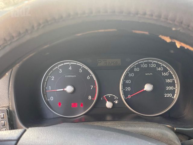 יונדאי אקסנט i25