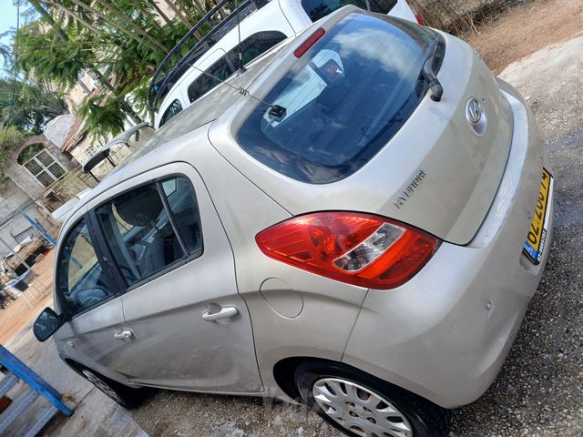 יונדאי i20