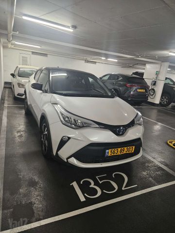 טויוטה C-HR