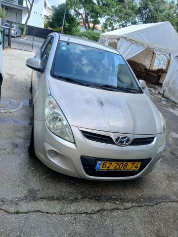 יונדאי i20