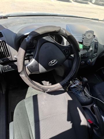 יונדאי i30