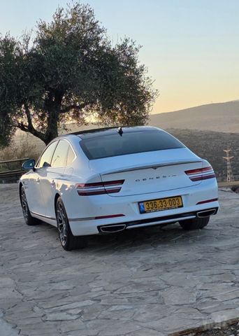 ג'נסיס G80
