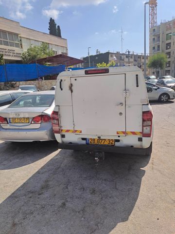 איסוזו די-מקס