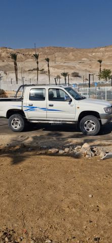 מודעת רכב טויוטה היילקס