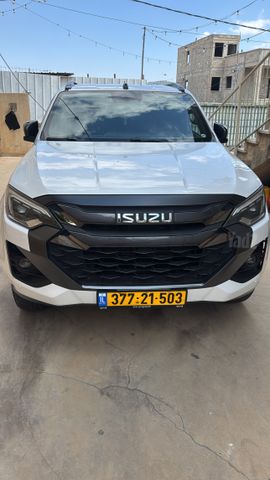 מודעת רכב איסוזו די-מקס