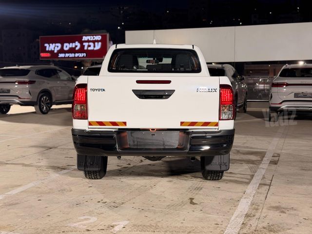 טויוטה היילקס