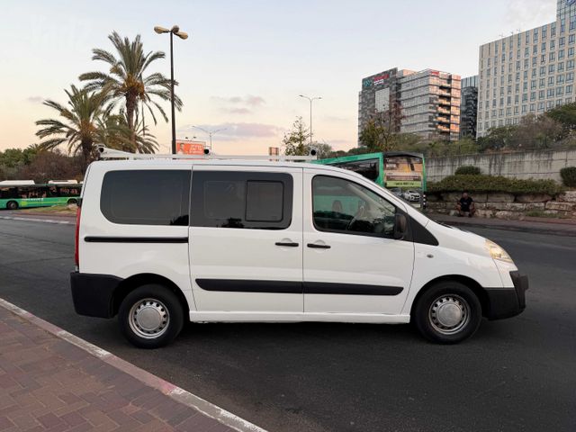 סיטרואן ג'אמפי