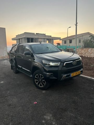 מודעת רכב טויוטה היילקס