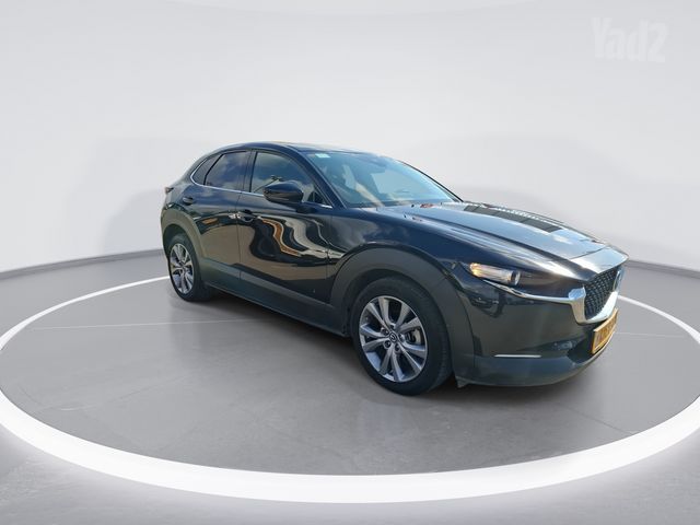 מודעת רכב מאזדה CX-30