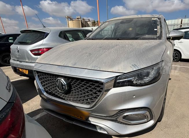 מודעת רכב אם ג'י EHS PHEV