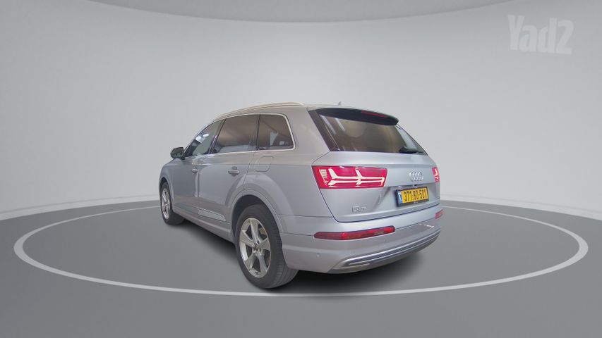 אאודי Q7