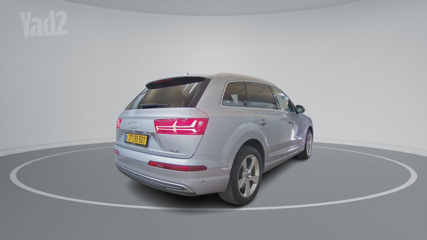 אאודי Q7