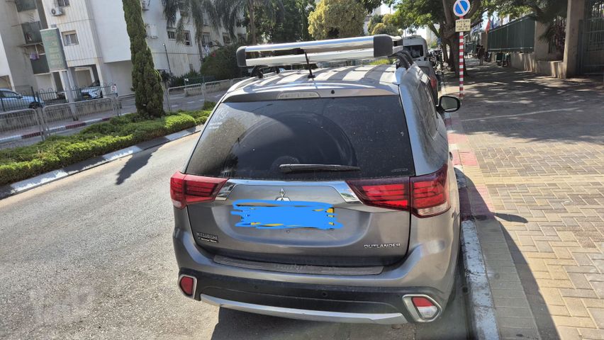 מודעת רכב מיצובישי אאוטלנדר