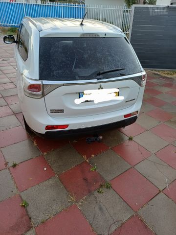 מיצובישי אאוטלנדר