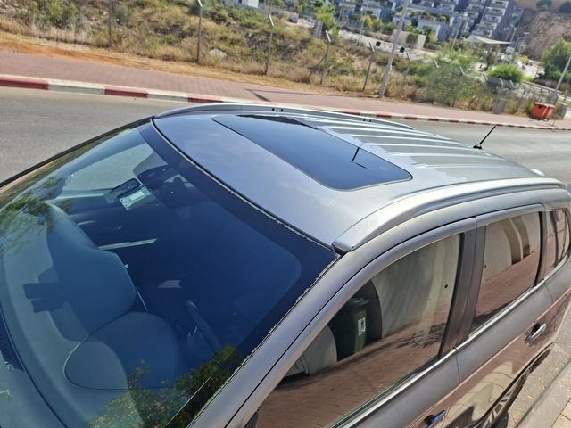 מיצובישי אאוטלנדר