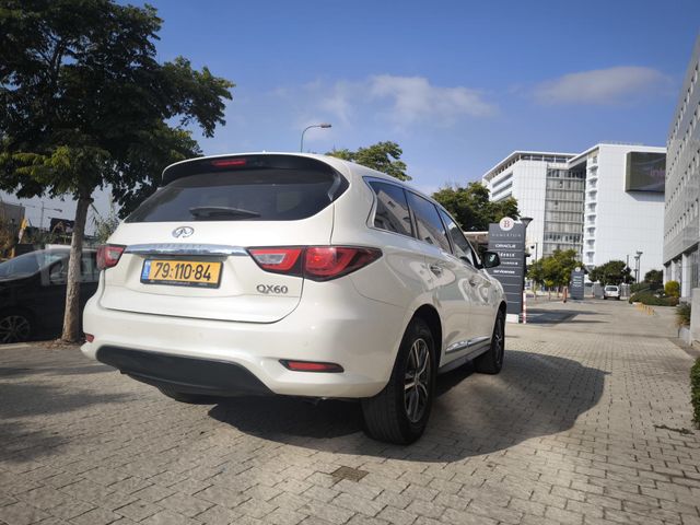 אינפיניטי QX60