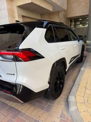 טויוטה RAV4