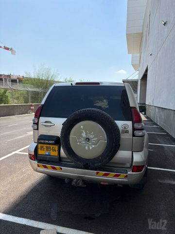 מודעת רכב טויוטה לנד קרוזר