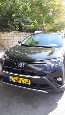 טויוטה RAV4