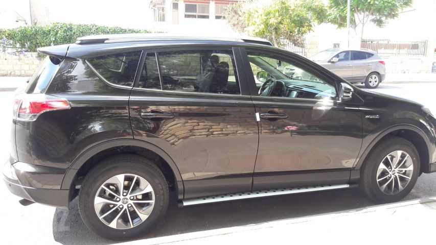 טויוטה RAV4