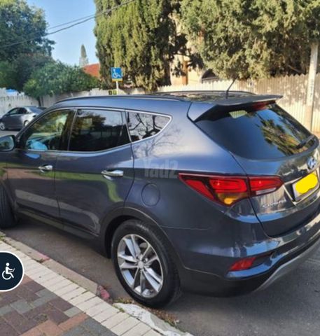 יונדאי סנטה פה