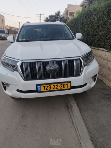 מודעת רכב טויוטה לנד קרוזר